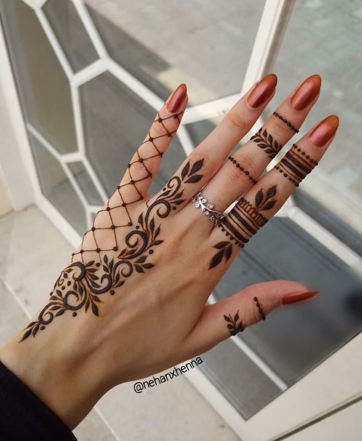 aesthetic henna designs Bulan 4 + Latest Henna Mendhi Designs - Zahrah Rose  Simple henna