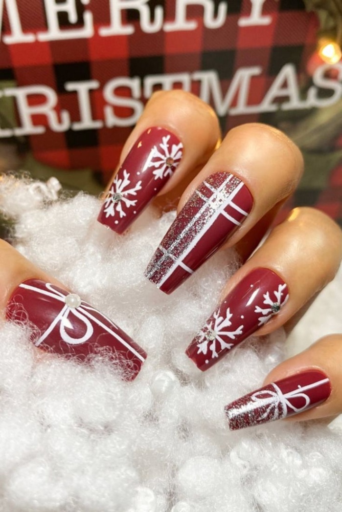 christmas nails design Niche Utama Home  Red and White Christmas Nail Designs  Red nail designs