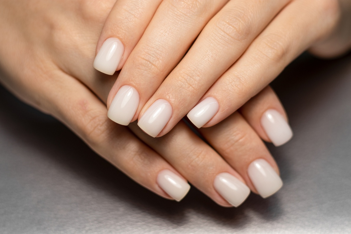 milk white nails with design Niche Utama Home  Trending Milky White Nails in 20 That are So Smooth - Zohna